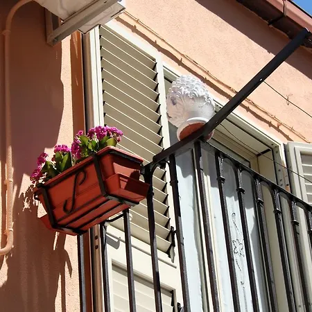La Pigna Bianca Room&breakfast